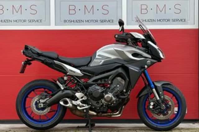 Yamaha Tracer 900 (2015) thumbnail 1