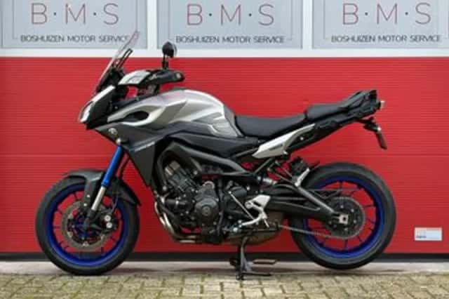 Yamaha Tracer 900 (2015) thumbnail 4