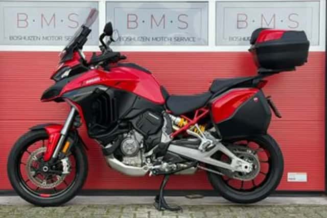 Ducati Multistrada V4 (2021) thumbnail 4