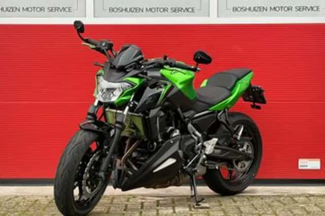 Kawasaki Z650 (2018) thumbnail 3