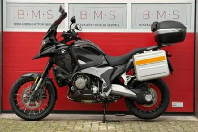 Honda VFR 1200 X Crosstourer (2013) thumbnail 4