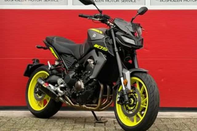 Yamaha MT-09 (2018) thumbnail 2