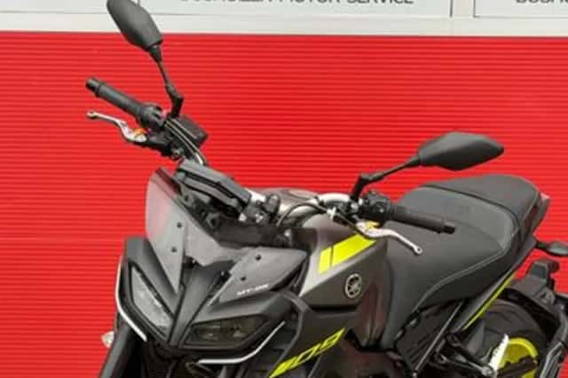 Yamaha MT-09 (2018) thumbnail 6