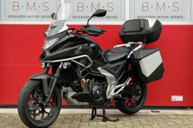 Honda NC750X (2022) thumbnail 3