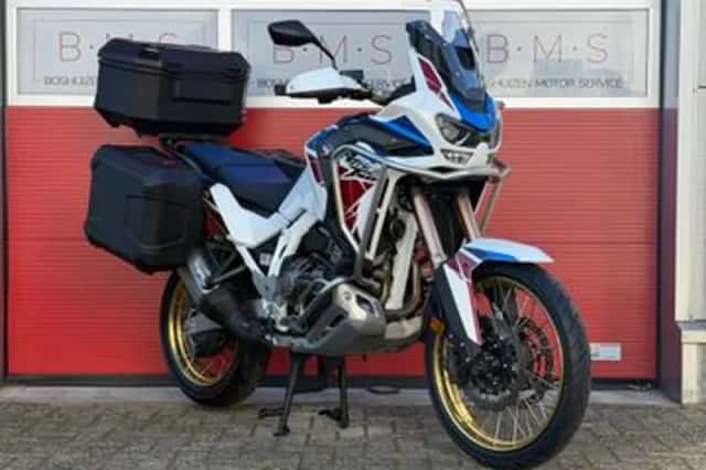 Honda CRF1100L Africa Twin Adventure Sports (2023) thumbnail 2