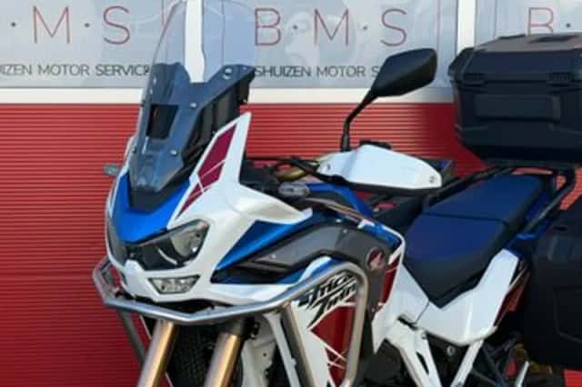 Honda CRF1100L Africa Twin Adventure Sports (2023) thumbnail 6