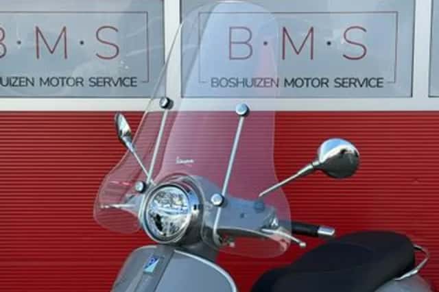 Vespa GTS Supersport 300 (2019) thumbnail 6