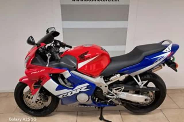Honda CBR 600 FS (2001) thumbnail 1