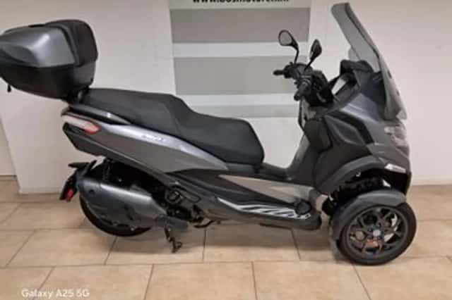 Piaggio MP3 530 HPE Advance Exlusive (2023) thumbnail 1
