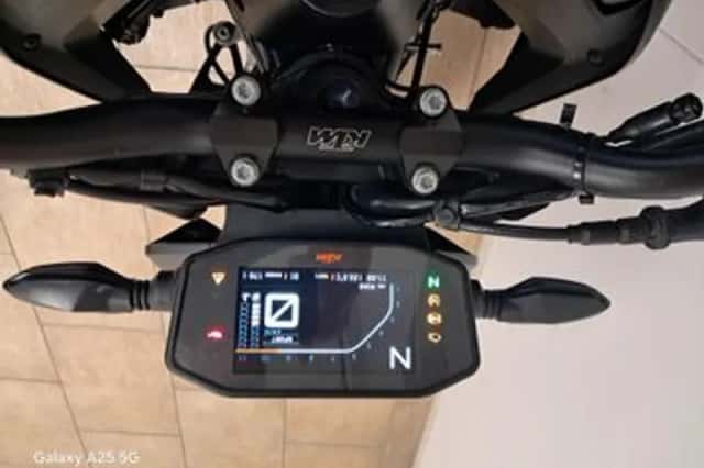 KTM 890 Duke (2022) thumbnail 4