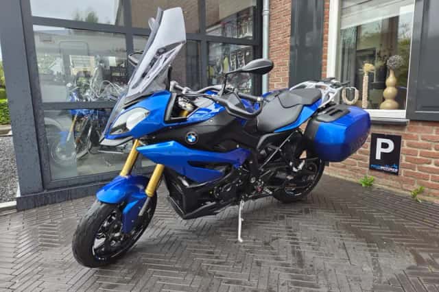 BMW S 1000 XR (2015) thumbnail 1