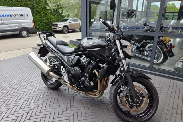Suzuki Gsf 650 (2013) thumbnail 6