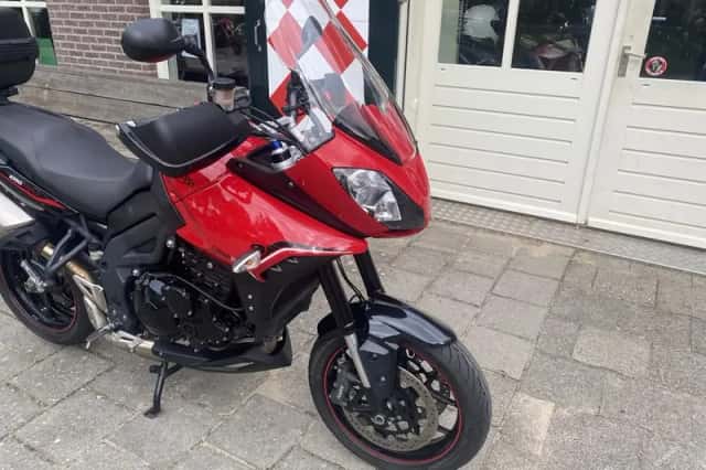 Triumph Tiger 1050 Sport (2013) thumbnail 3