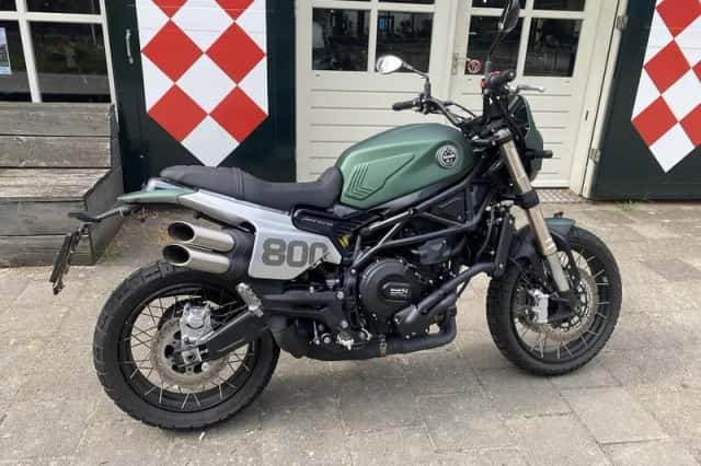 Benelli Leoncino 800 Trail (2022) thumbnail 1