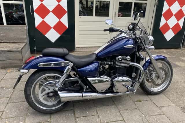 Triumph Thunderbird 1600 (2011) thumbnail 1