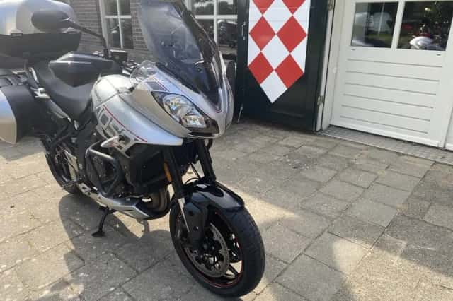 Triumph Tiger 1050 (2017) thumbnail 2