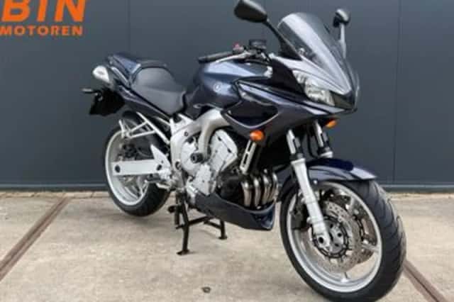 Yamaha FZ 6S Fazer (2004) thumbnail 2