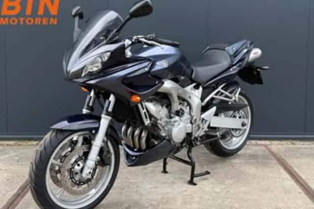 Yamaha FZ 6S Fazer (2004) thumbnail 3