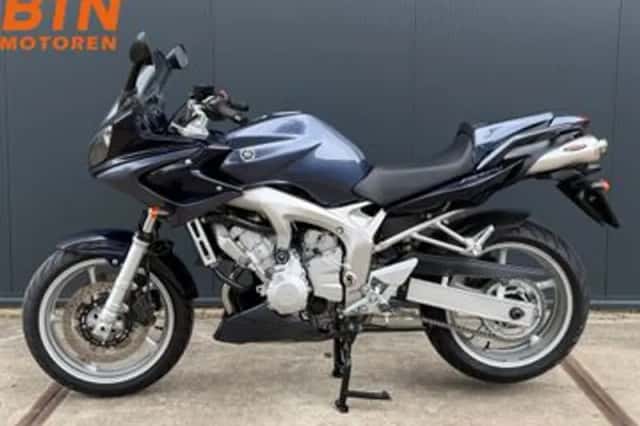 Yamaha FZ 6S Fazer (2004) thumbnail 4