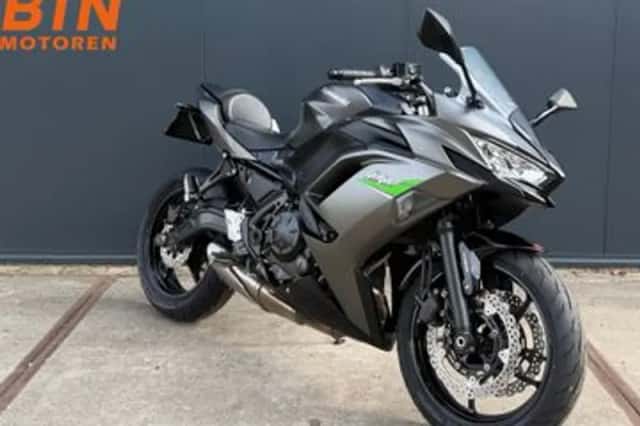 Kawasaki Ninja 650 (2023) thumbnail 2