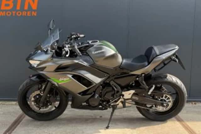 Kawasaki Ninja 650 (2023) thumbnail 4