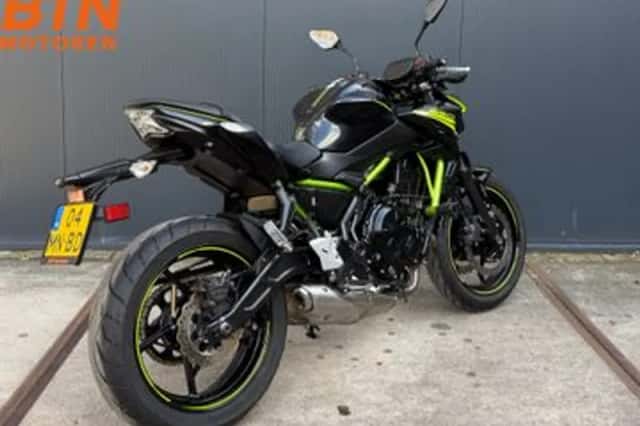 Kawasaki Z650 (2020) thumbnail 6