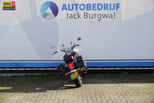 Suzuki Intruder (2009) thumbnail 4