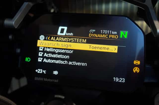 BMW R 1250 GS Adventure (2020) thumbnail 2