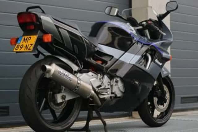 Honda CBR600F (1992) thumbnail 2
