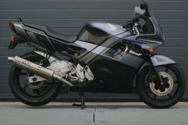 Honda CBR600F (1992) thumbnail 3