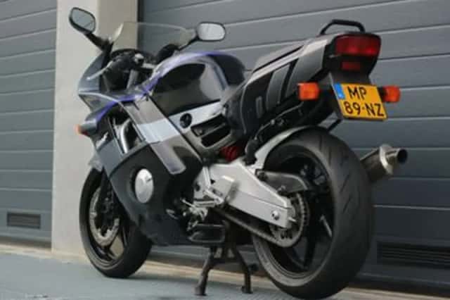 Honda CBR600F (1992) thumbnail 6