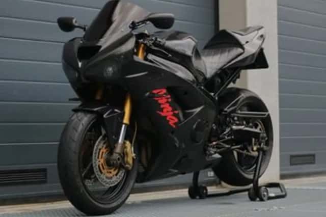 Kawasaki Ninja ZX-6R (2005) thumbnail 4