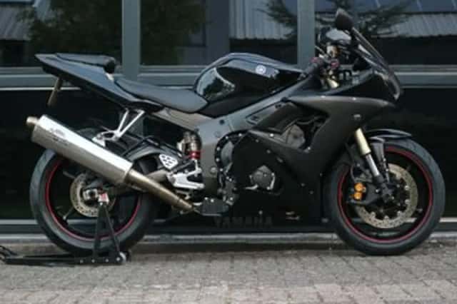 Yamaha YZF-R6 (2005) thumbnail 2