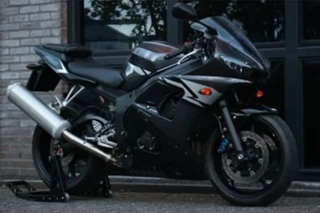 Yamaha YZF-R6 (2004) thumbnail 1