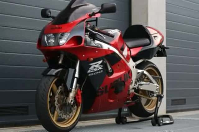 Suzuki GSX-R750 (2000) thumbnail 4