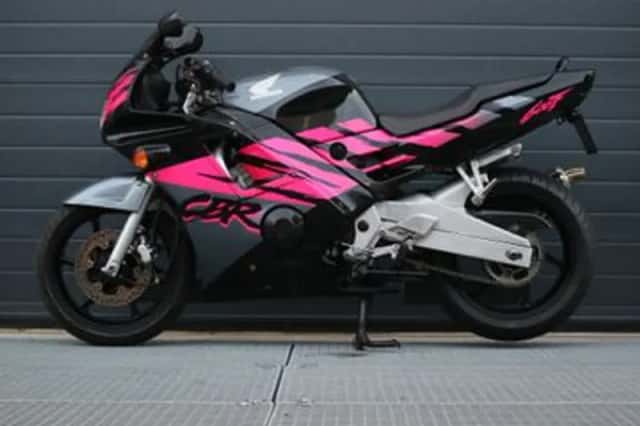 Honda CBR600F (1993) thumbnail 5