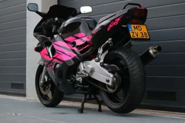 Honda CBR600F (1993) thumbnail 6