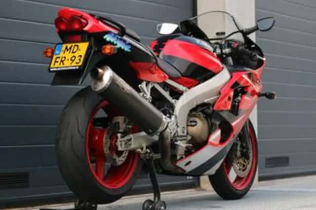 Kawasaki Ninja ZX-6R (2000) thumbnail 3