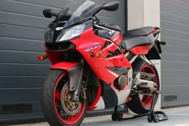 Kawasaki Ninja ZX-6R (2000) thumbnail 4