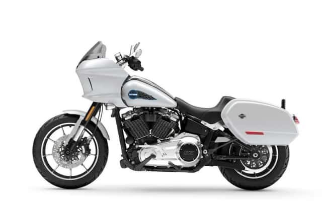 Harley-Davidson LOW Rider ST (2026) thumbnail 2