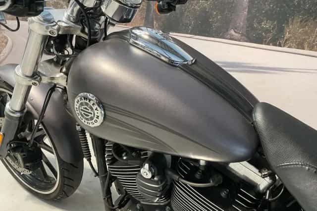 Harley-Davidson Breakout (2016) thumbnail 5