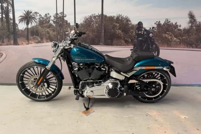 Harley-Davidson Breakout (2026) thumbnail 2