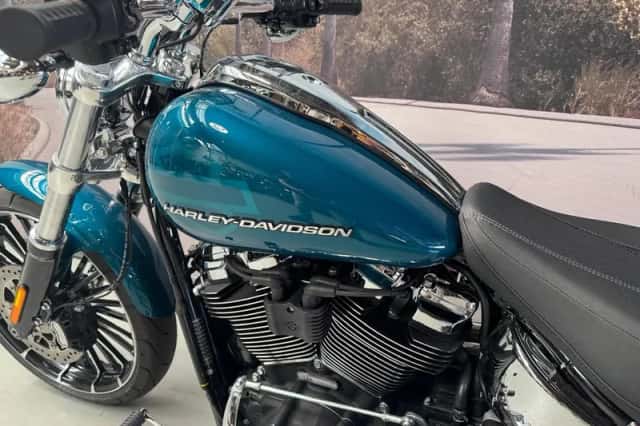 Harley-Davidson Breakout (2026) thumbnail 4