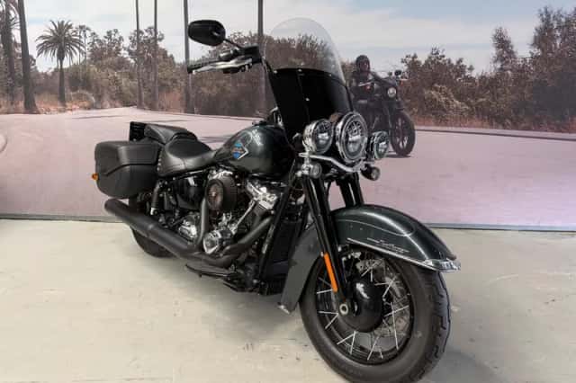 Harley-Davidson Heritage Classic (2026) thumbnail 4