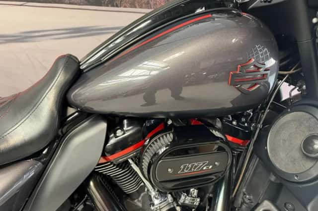 Harley-Davidson Cvo (2018) thumbnail 3