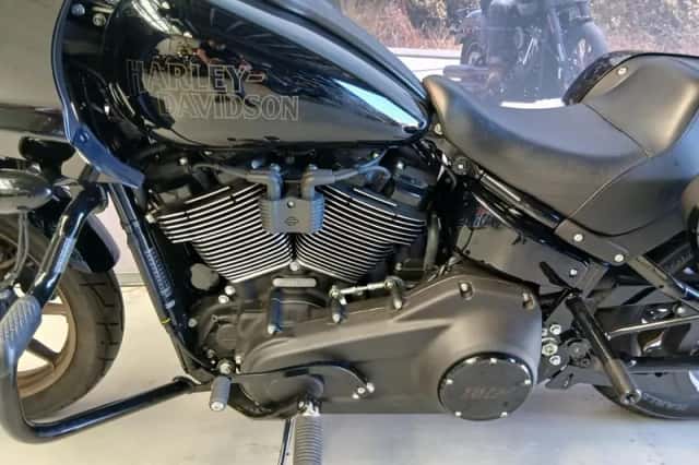 Harley-Davidson LOW Rider ST (2023) thumbnail 4