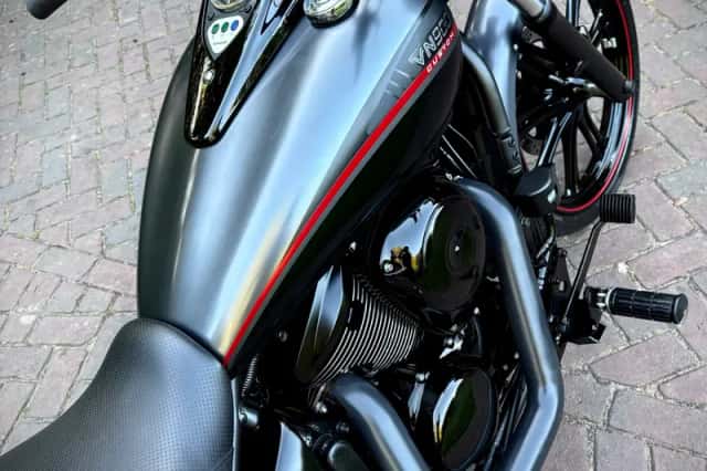 Kawasaki VN 900 Custom (2014) thumbnail 3