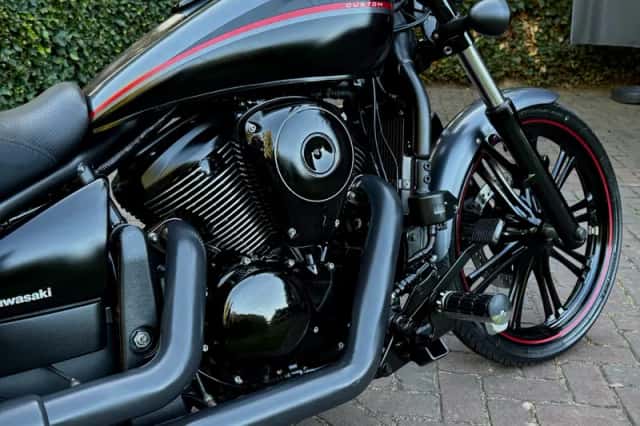Kawasaki VN 900 Custom (2014) thumbnail 5
