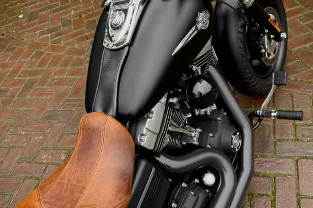 Harley-Davidson Dyna Fat Bob (2010) thumbnail 4