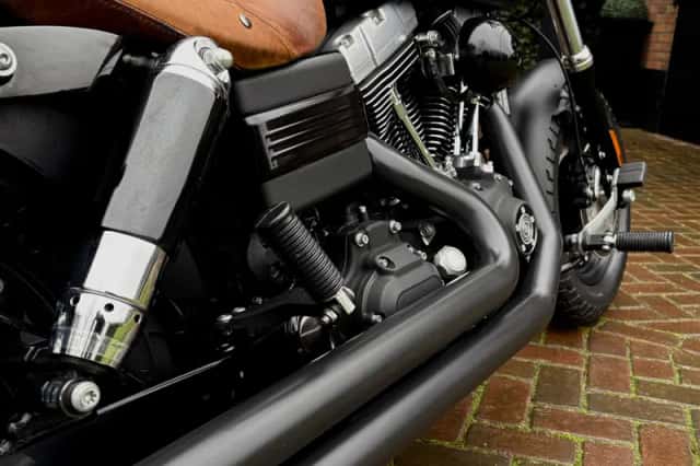 Harley-Davidson Dyna Fat Bob (2010) thumbnail 6
